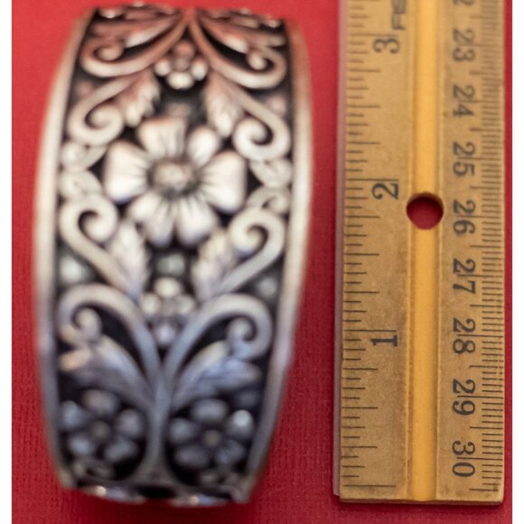 7 inch, Vintage Art Deco Clear Gem Silver Tone Floral Motif Hinge Bangle - FX9 - Picture 4 of 4
